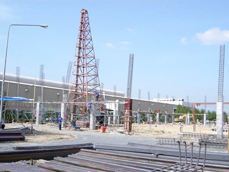 รับเหมางานตอกเสาเข็ม ชลบุรี